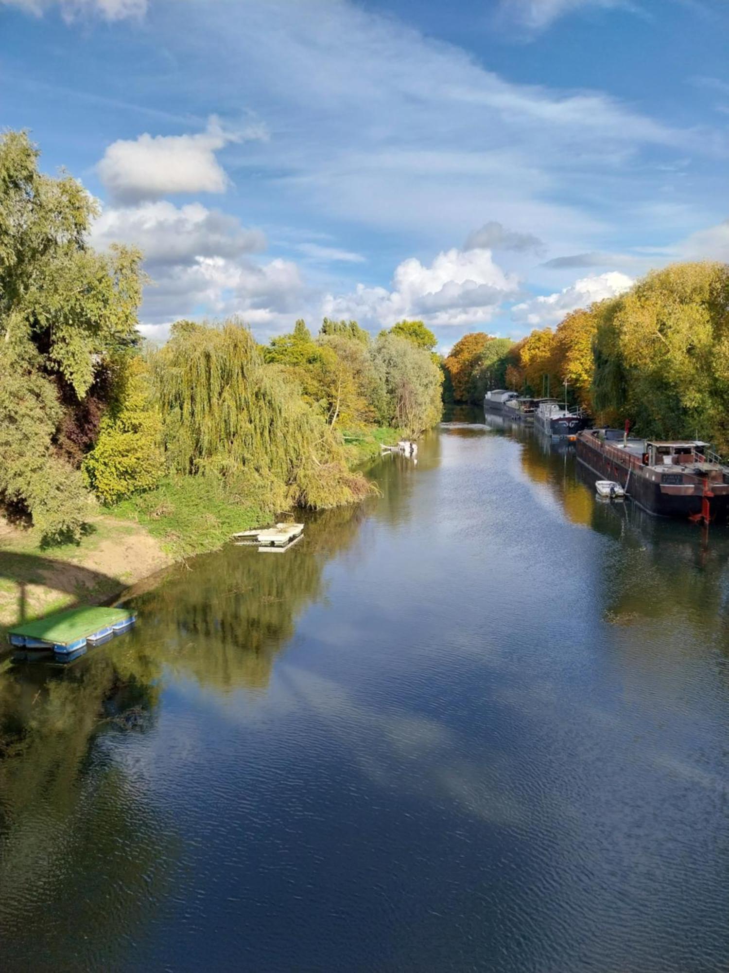 Les Seringats Poissy Dış mekan fotoğraf